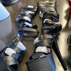 Sexy strap up knee high Platform both